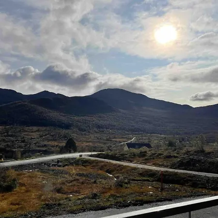 Modern Spacious And Beautiful View Perfect For Exploring Mountains And Fjords *