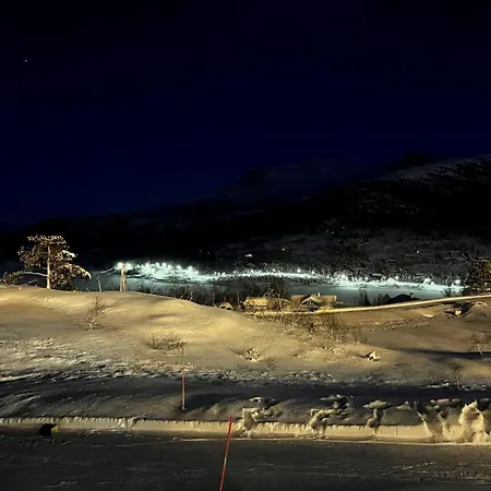 Modern Spacious And Beautiful View Perfect For Exploring Mountains And Fjords * Sykkylven
