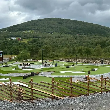 Modern Spacious And Beautiful View Perfect For Exploring Mountains And Fjords アパート